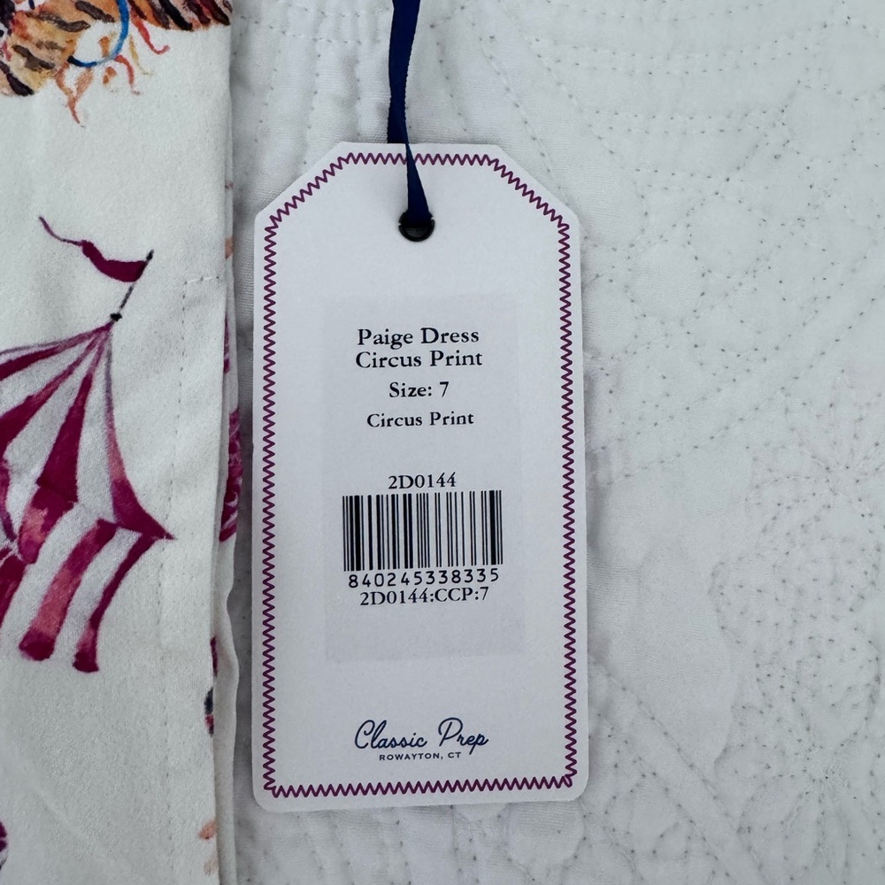 New CLASSIC PREP  Paige Dress, Circus Print
Peter pan collar, puff sleeve - Picture 5 of 6